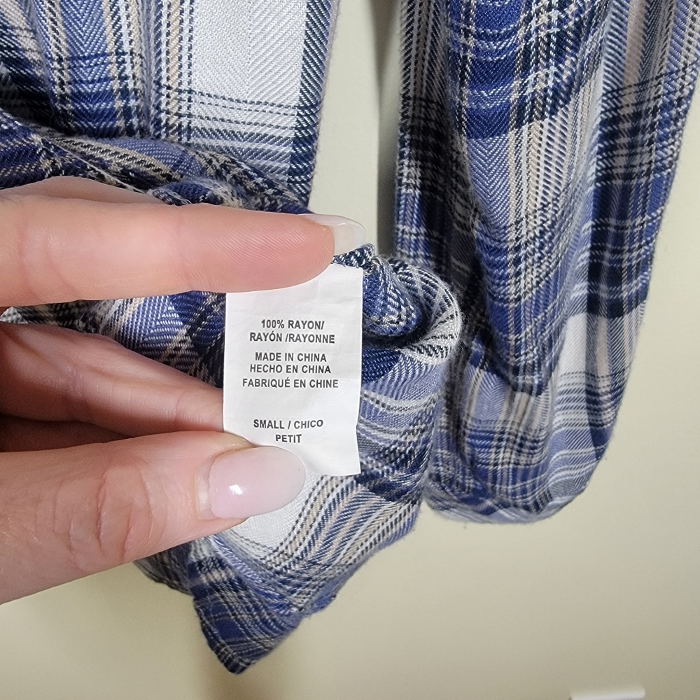 Rails Long Sleeved Plain Flannel Button Up Shirt … - image 5